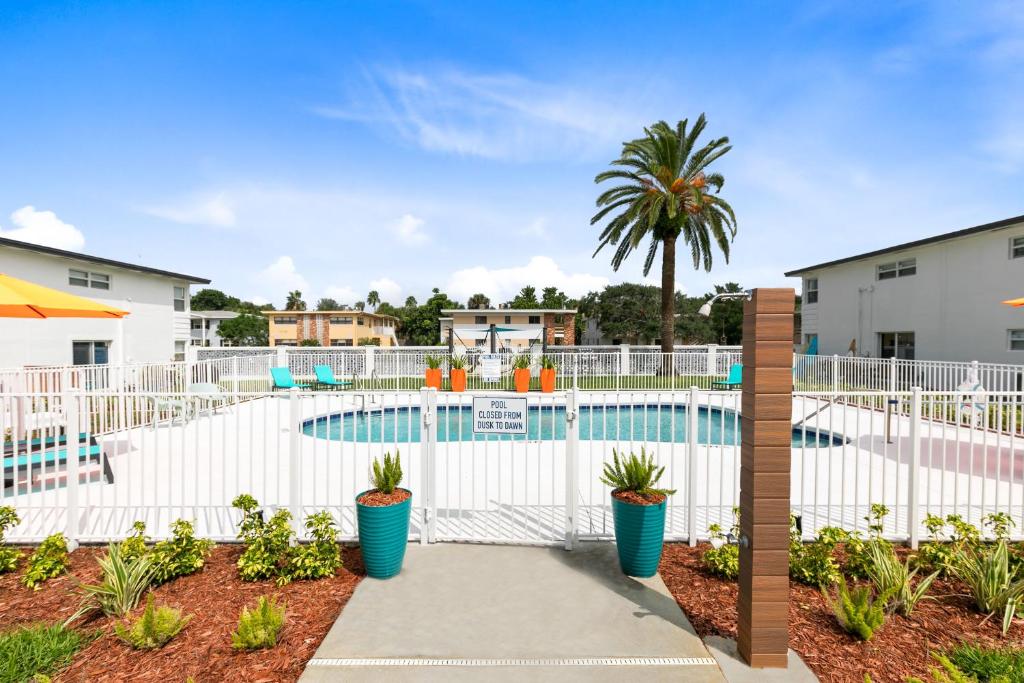 498202958