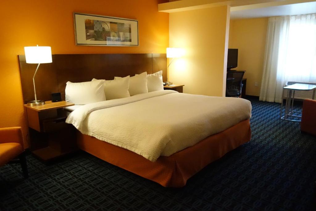 72271036